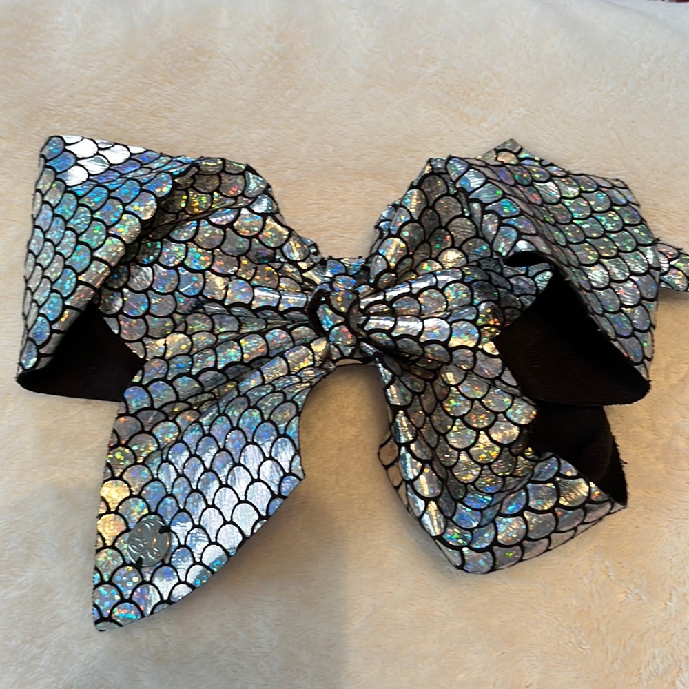 JoJo Siwa Bow